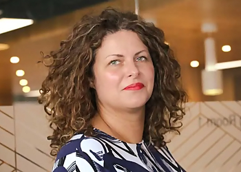 Louisa Faulkner-Bryant - THE VISA OFFICE