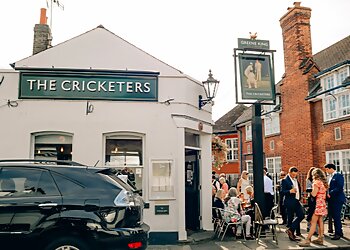 Luk Thai at The Cricketers