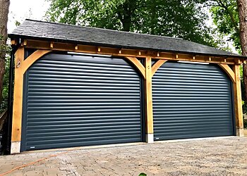 MacIntyre Garage Doors