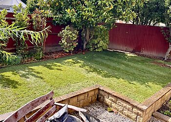 MacWest Gardening & Landscapes