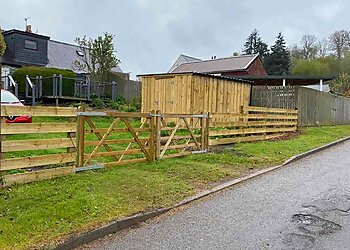 Mackenzie Garden & Grounds