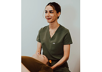 Mahsa Mirhosseini, MOst - OSTEO & SPINAL