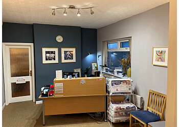 Mark McWilliam, Ba (Hons), B.Sc(Hons), M.Sc - CATHEDRAL ROAD CLINIC