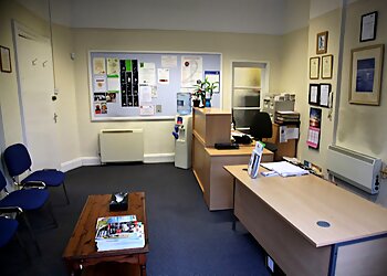 HOUGHTON PIGOT & CO SOLICITORS