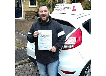 Automatic driving lessons aylesbury