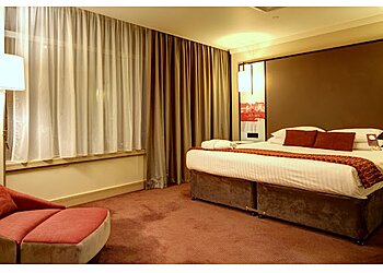 Mercure Cardiff Holland House Hotel & Spa