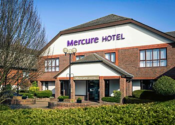 Dartford hotels Mercure Dartford Brands Hatch Hotel & Spa image 1