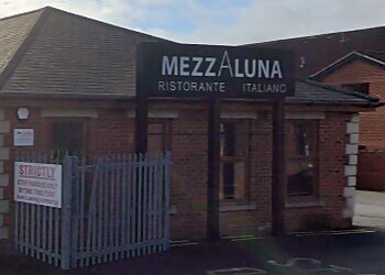 Mezzaluna Ristorante Italiano