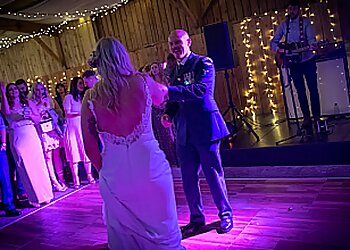 Michael Mulholland-Acoustic Wedding Singer and DJ