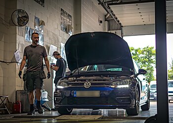 Midland Service Garage