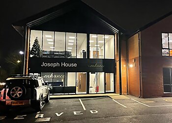 Mohamed Maklad, FRCS (plast), MRCS (Eng) - ENHANCE MEDICAL GROUP