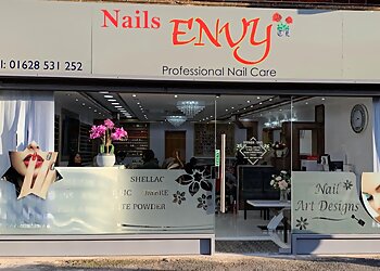Nails Envy