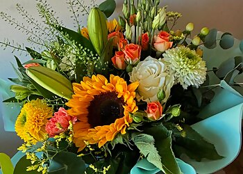 Naomi the Flower Girl