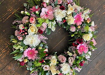 Naomi the Flower Girl