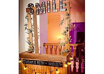 Natty Bees Vintage Hire