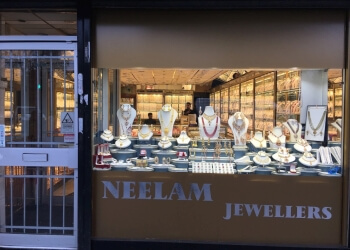 3 Best Jewellers in Manchester, UK - Expert Recommendations