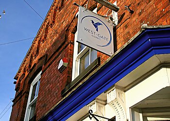 Niall Walsh, M.Ost - THE WEST-GATE CLINIC