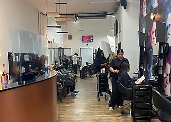 Nicky Oliver Hairdressing