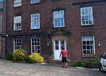 Niklas Window & Gutter Cleaning