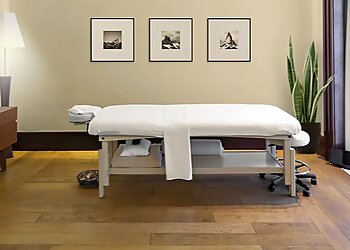 Olivia Munnelly, BSc OstMed - FORM OSTEOPATHIC CLINIC