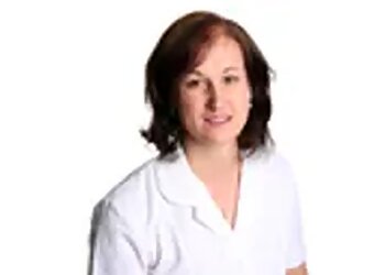 Milton Keynes osteopath Olivia Munnelly, BSc OstMed - FORM OSTEOPATHIC CLINIC image 1