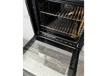 Oven Cura Cleaning