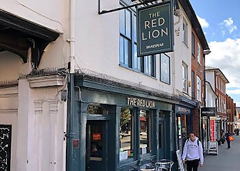 Pad Thai The Red Lion