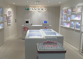 Pandora Macclesfield