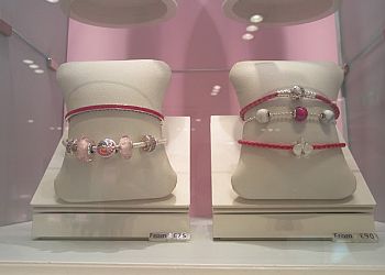 Pandora Oxford