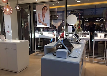 Pandora Ellesmere Port