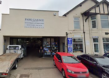 Salford car garages Park Garage Ltd image 1