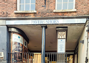 pavers shoes stores