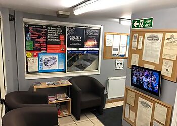 Pearce & Batt Garage