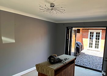 Milton Keynes painters and decorators Perfect Colours Decorating image 1