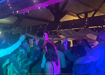 Peter D Hill Wedding Singer & DJ