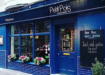 Petit Pois Restaurant