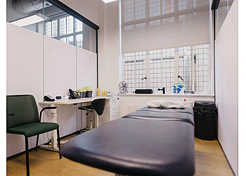 Poonam Shah, M.Ost - MEDICAL HOME VISIT