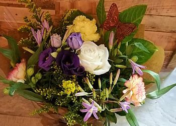 3 Best Florists in Bridgend, UK - Expert Recommendations