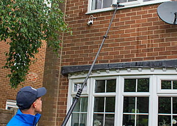 Preen & Clean Blackburn