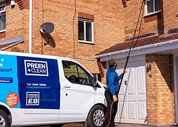 Doncaster window cleaners Preen & Clean Doncaster image 1