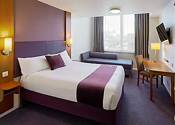 Premier Inn Caerphilly (Corbetts Lane) Hotel