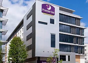 Ealing bed and breakfast  Premier Inn London Ealing image 1