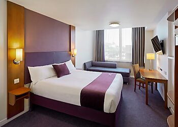 Premier Inn Stoke/Trentham Gardens hotel