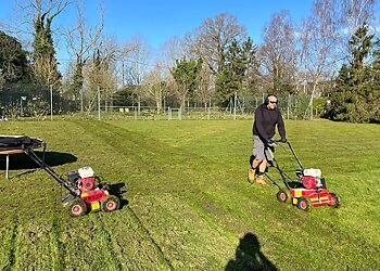 Premier League Lawn Scapes