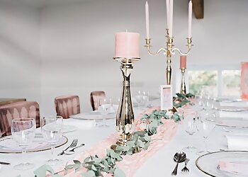 Pretty & Punk Weddings