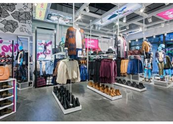 3 Best Clothing Stores in Northampton, UK - ThreeBestRated