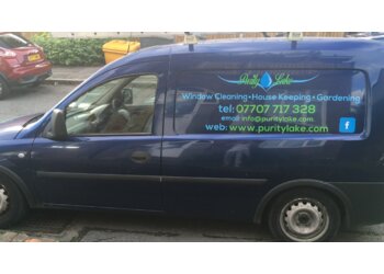 London window cleaners Purity Window Cleaning image 1