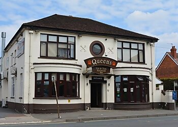 Queen's Fish & Chips