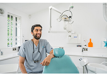 R Dental Clinic