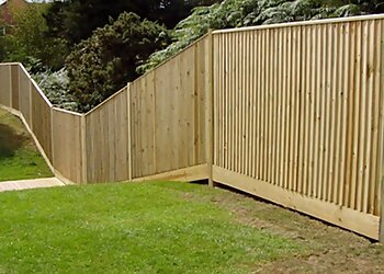 R G Fencing Ltd